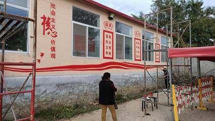 文化繪新風(fēng)，服務(wù)暖民心——煙臺(tái)市芝罘區(qū)以墻繪藝術(shù)點(diǎn)亮社區(qū)，浸潤人心